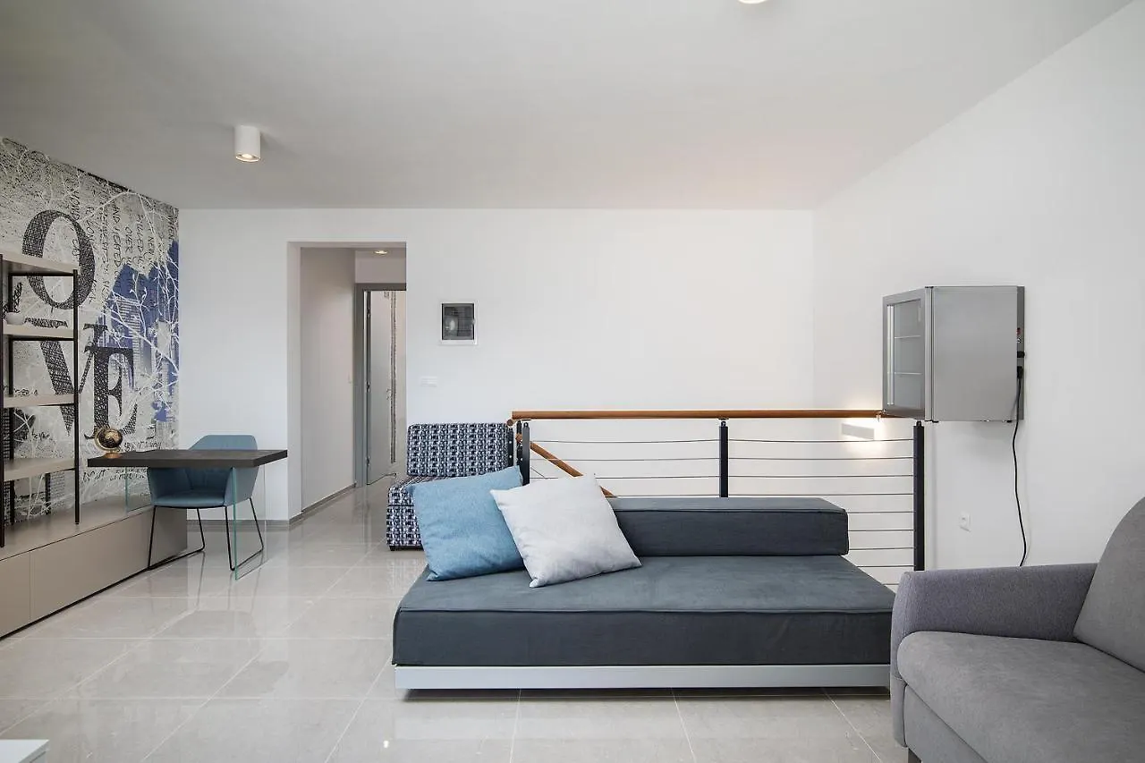 Apartment Apartman Damjan Pjescana Uvala Croatia