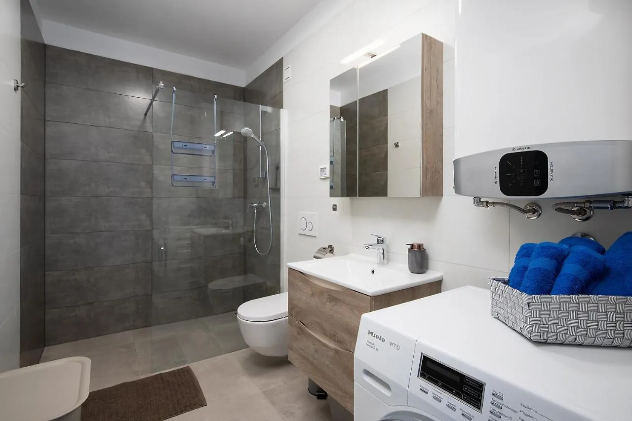 Apartment Apartman Damjan Pjescana Uvala
