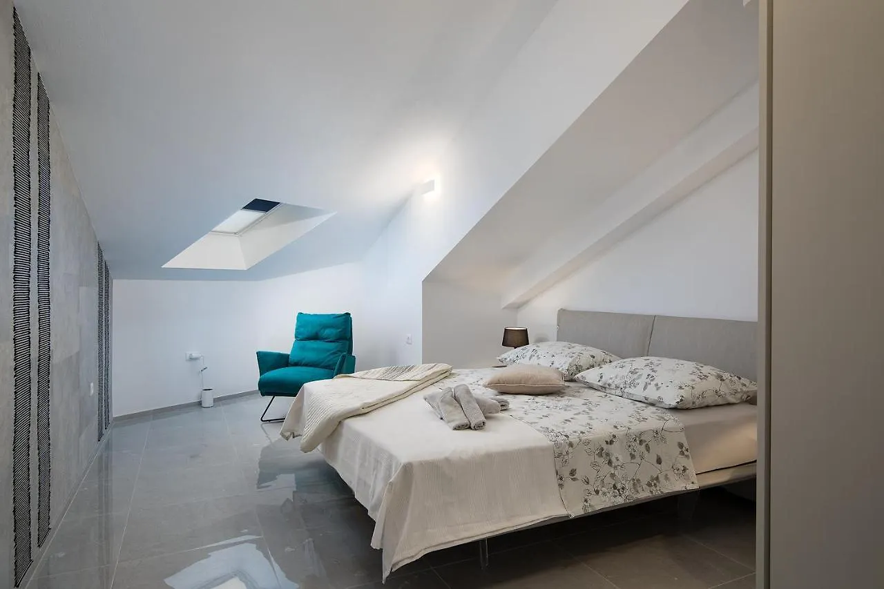 Apartman Damjan Pjescana Uvala
